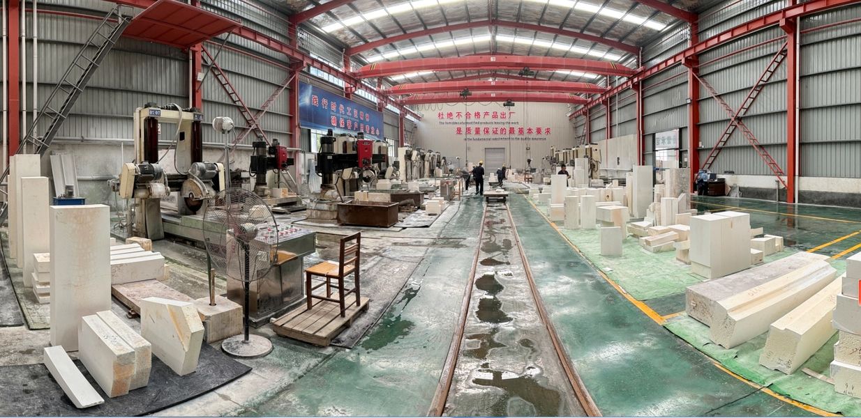 Henan Hongtai Kiln Refractory Co.,Ltd. ligne de production du fabricant