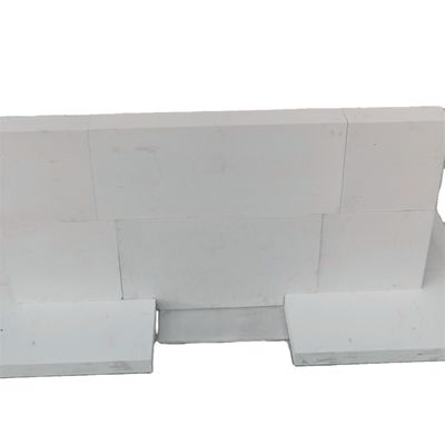 DENSITÉ DE BULLE 3,75-3,95 g/cm3 Forneau de verre usagé Structure supérieure AZS Briques pour le moulage