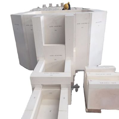 matières premières Alumine utilisée dans la fabrication de blocs de fonte fondus pour les fours à fusion de verre