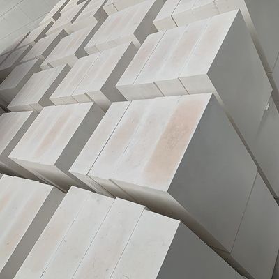 Brick corundum de zirconium sintré pour la production de fourneau de verre dans durable et efficace