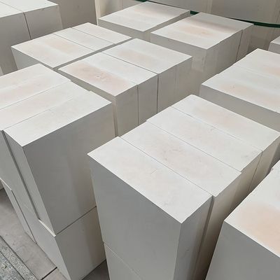 0.1-0.8 Contenu en MgO AZS Bloc coulé fusionné pour les performances des fours à verre