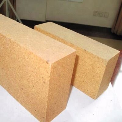 Briques d'argile de feu à faible teneur en CaO de taille standard 230x114x75 mm pour la construction réfractaire