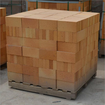 Briques d'argile de feu certifiées ISO9001 2008 pour les fours de taille standard 230x114x75 mm
