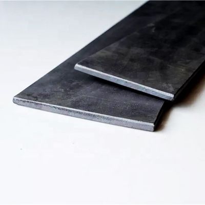 Détecteur de plaques de carbure de silicium recristallisé pour étagères de fours en céramique à haute température