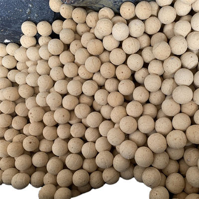 SiO2 Contenu de 0,1% 19mm Dia Alumina boules réfractaires pour la densité en vrac de 2,25-2,65 g/cm3