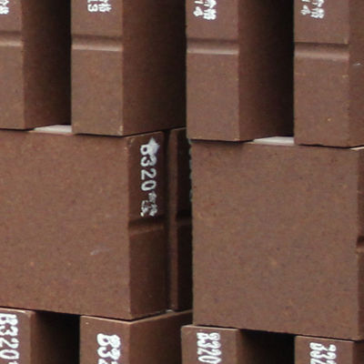 Brick spinel en magnésium-aluminium avec une densité en vrac de 2,95 g/cm3 et un certificat CE ISO9001