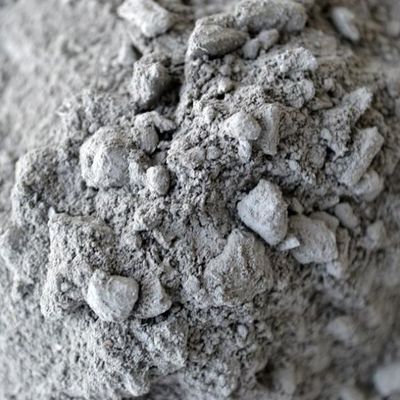 Ciment à base de bauxite réfractaire à l'acide andalusite à 40 à 88% d'al2O3