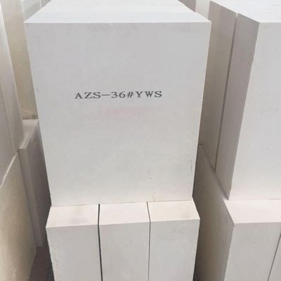 Briques de corindon blanc de haute pureté réfractaires 47% Briques de feu de corindon Fe2O3 0,15 Al2O3