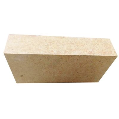 Fabrication de briques de corindon de zirconium AZS avec une teneur en ZrO2 de 65% et FE2O3 0.3