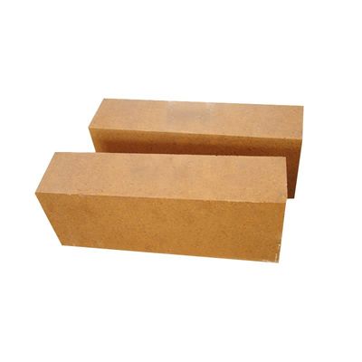 Briques de magnésium pour les fours de fusion de cuivre Contenu en SiO2 % ≤1,2% Grade garanti MZ-92
